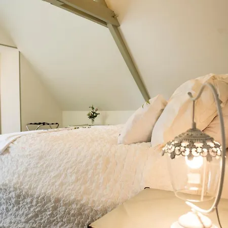 - Chambres D'hotes Formidable Bed & Breakfast *