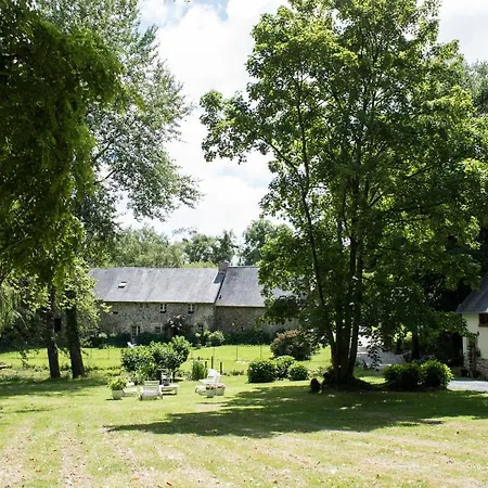 Bed & Breakfast - Chambres D'hotes Formidable Courcy (Marne)