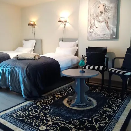 - Chambres D'hotes Formidable *